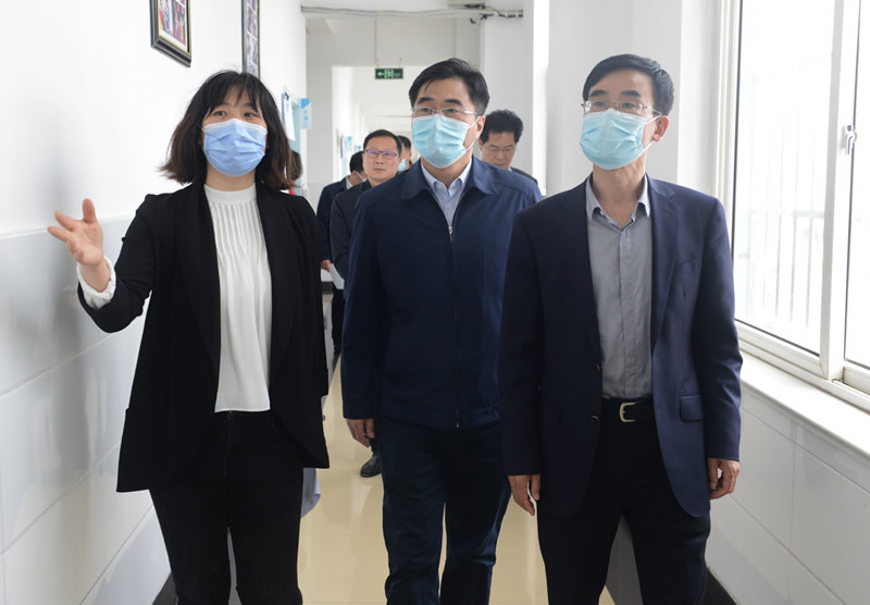 山东省残联领导来爱贝学校调研