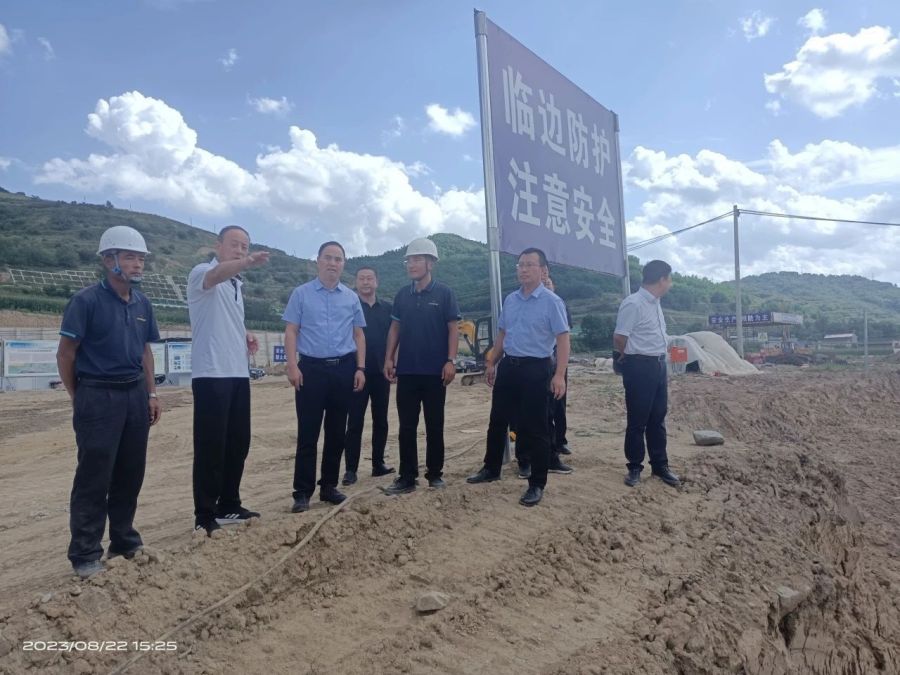天水市副市长胡志勇等领导莅临集团工业制造板块甘肃省重大建设项目现场进行调研