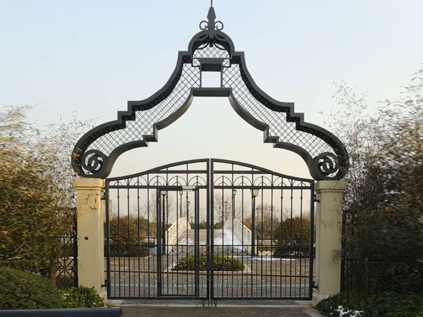 日照铁艺大门如何报价-铁艺大门一般是什么价格