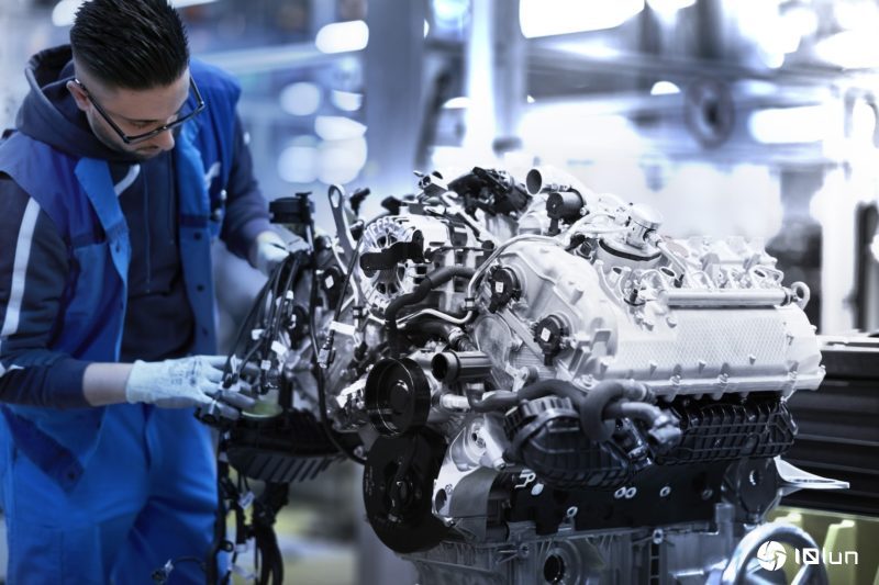末代V8引擎于慕尼黑出厂，BMW德制内燃机画下句点
