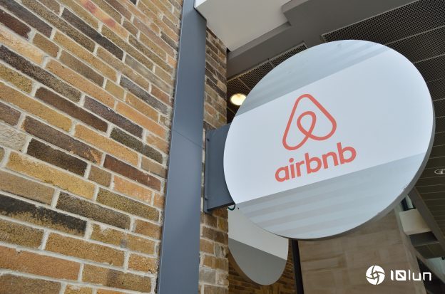 Airbnb股价因财报预测不佳走低，分析师看好基本面
