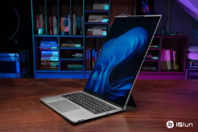 Lenovo ThinkBook Flip概念计算机 屏幕可伸长至18.1英寸