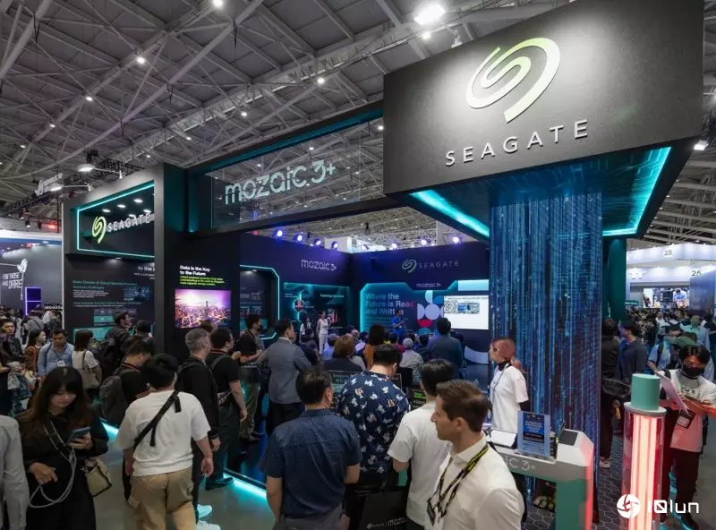 AI让存储需求扩大 希捷Q3营收猛增30%、盘后飙9%