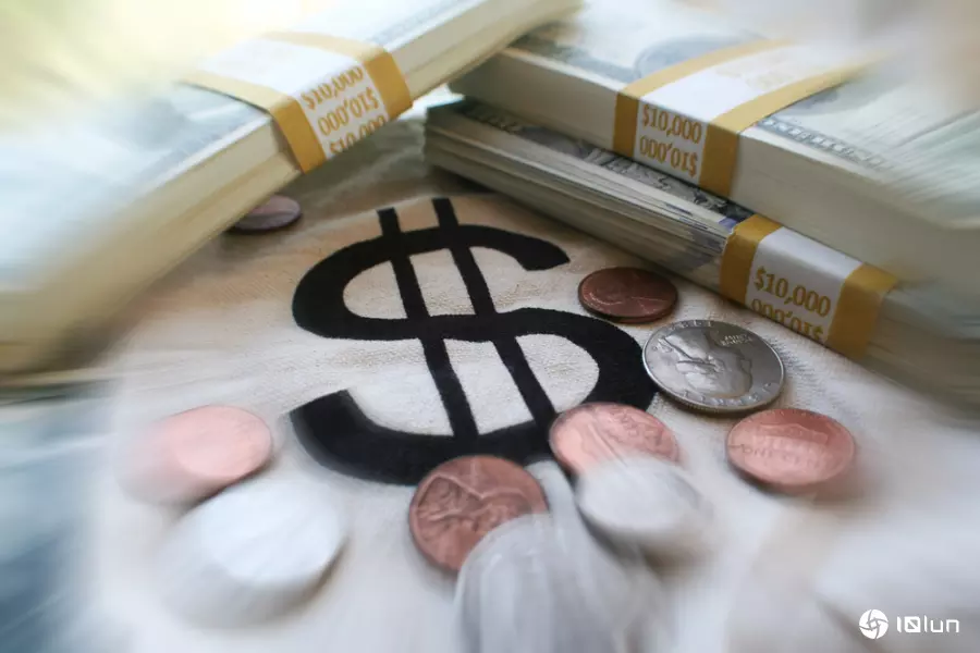 忧关税战导致消费缩减 金融科技股成重灾区