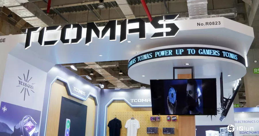 TCOMAS展出多款水冷、机箱，水冷头搭640 x 480显示器岂不是引诱人搞事！