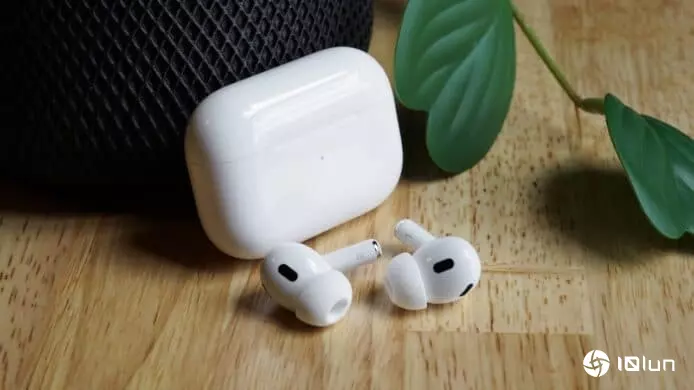 Apple研发AirPods专用AI模型 分析音频判断心跳，从而侦测心率