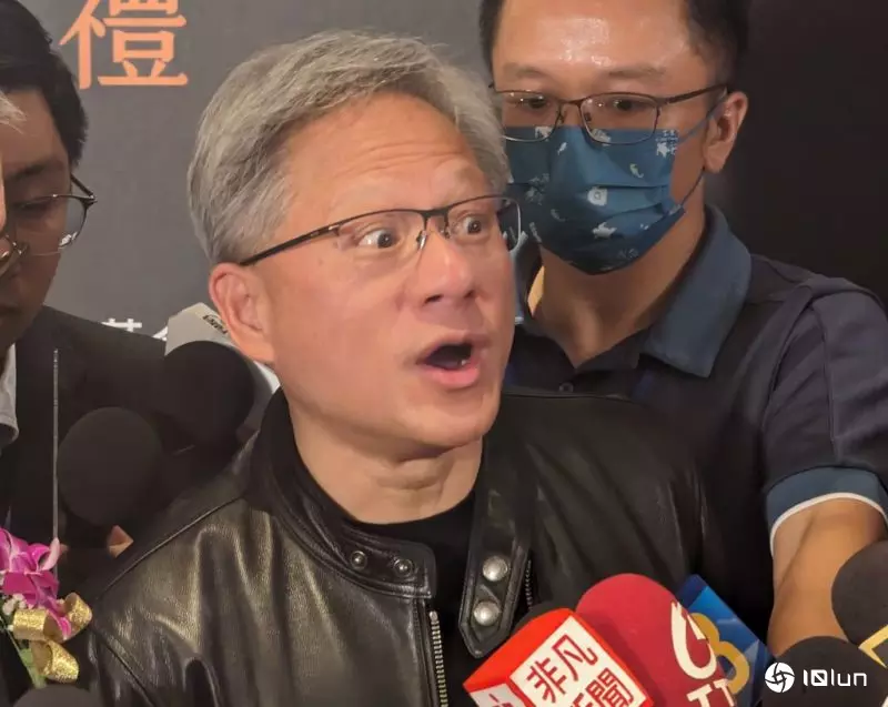 12日专机不见黄仁勋？原来快闪飞往沙特阿拉伯参加美沙投资论坛