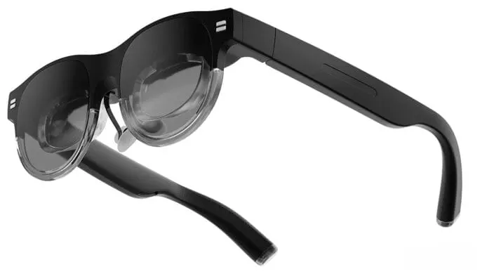 ASUS AirVision M1智能眼镜实试　重量仅87克缔造沉浸式多屏幕体验