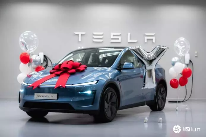 Tesla下月推自动送车服务 不必司机驾驶直送客户
