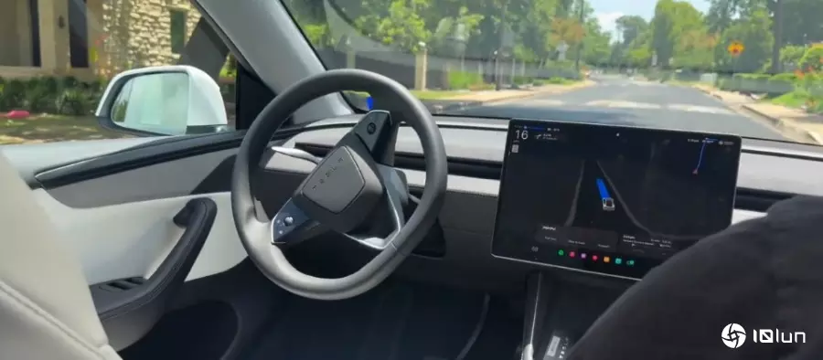 特斯拉无人驾驶出租车服务Robotaxi迈入公开测试