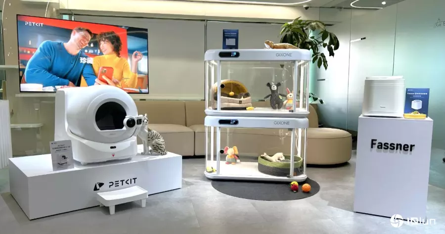 AI进军宠物市场！联合东方引进PETKIT、GIXONE、FASSNER三大宠物智能品牌