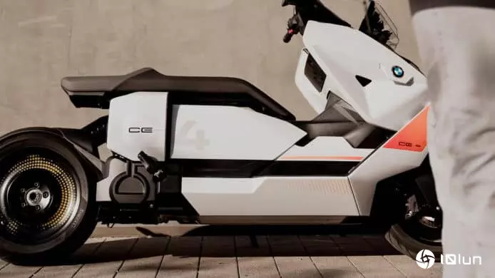 BMW CE 04至型电羊改款登场　聚焦外观设计与科技升级