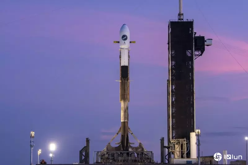 美军神秘X-37B太空飞机新任务，搭SpaceX火箭升空
