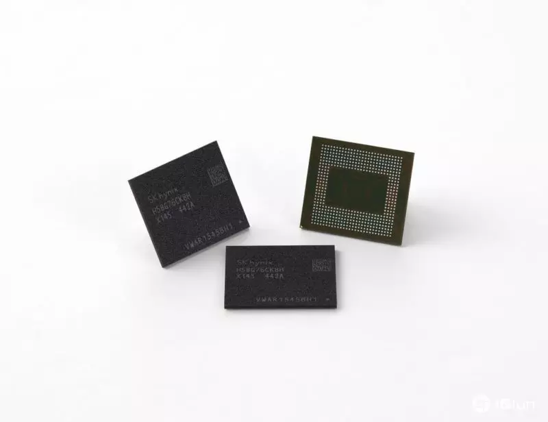散热提升3.5倍，SK海力士推业界首款高效散热移动DRAM