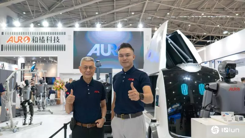 和椿携手优必选，人形机型亮相迎接机器人元年