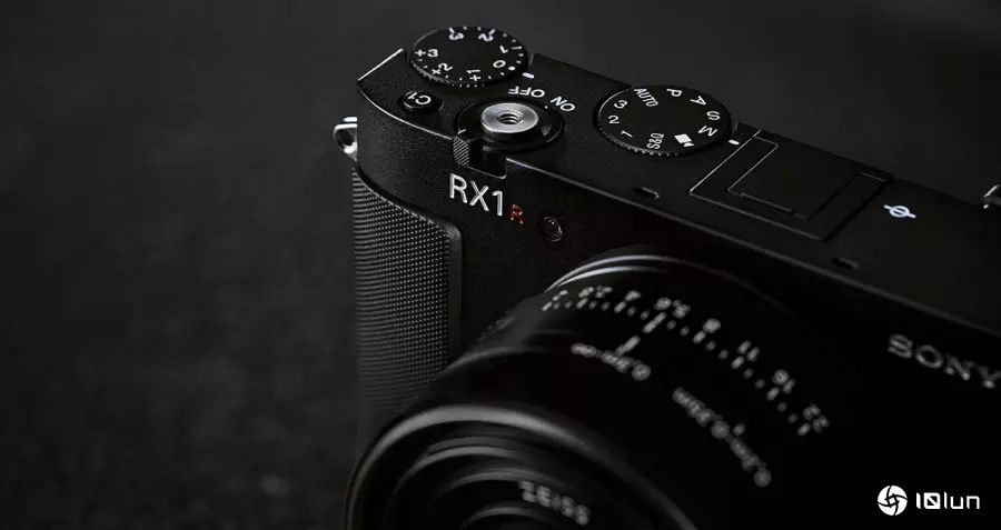 Sony正式在台发布极轻巧全画幅随身机RX1R III