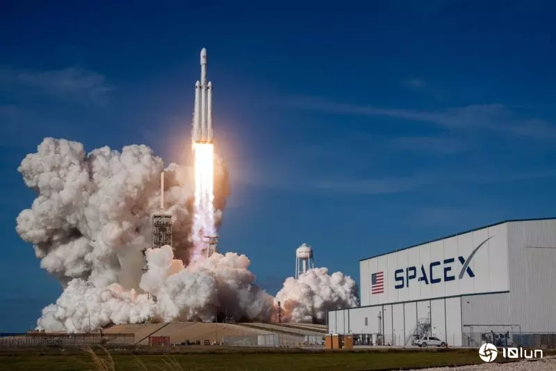 川普松绑商用火箭发射监管规定，SpaceX有望受益