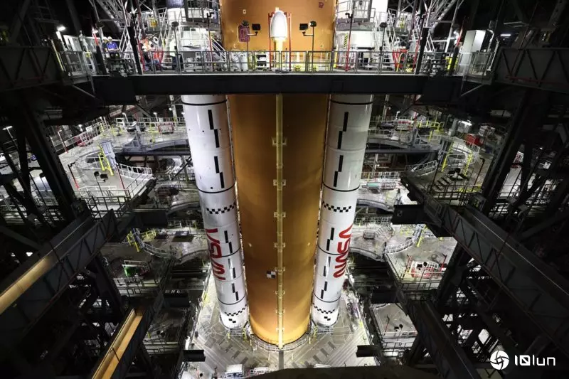 阿提米丝二号倒计时！NASA公布50年来首次载人绕月任务最新进展，2026年2月升空