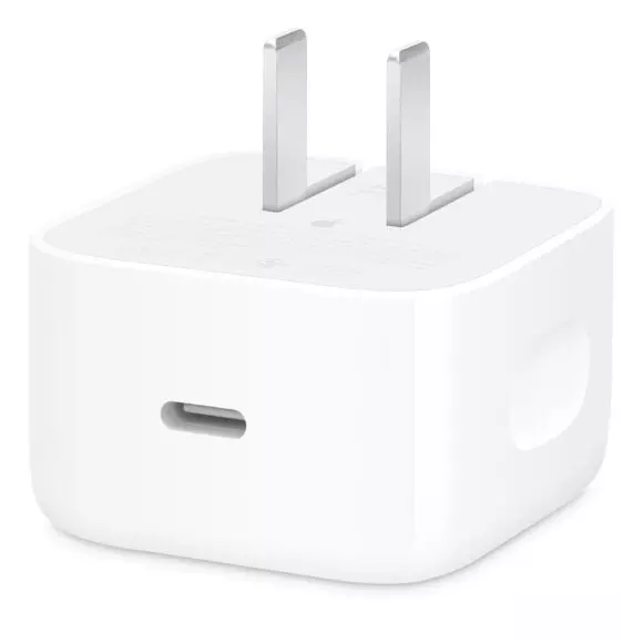 Apple 40W新充电器解锁iPhone 17快充 采用全球首创USB PD 3.2 AVS技术