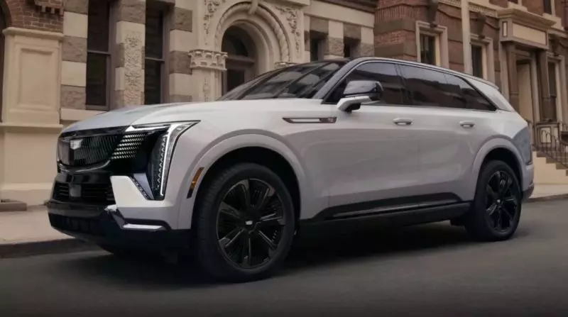 退出自动驾驶汽车一年后，通用汽车准备再挑战“类L4自动驾驶”