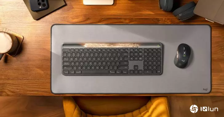 罗技推出Signature Slim Solar+ K980光能无线键盘，有光就能自动充电