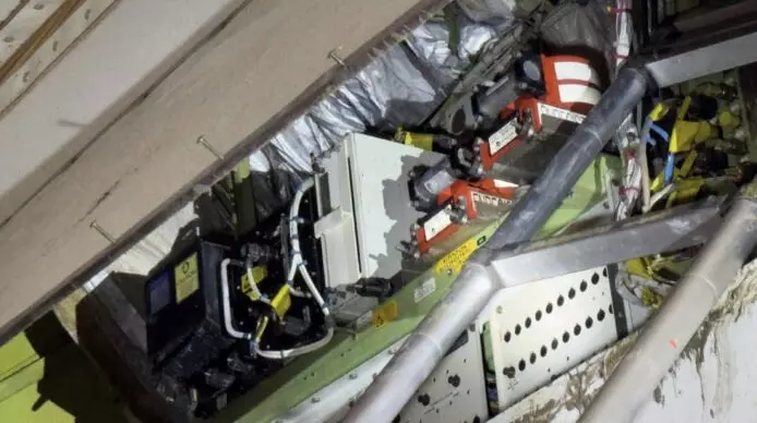 阿联酋货机坠海两黑盒入水 料一个月内交民航意外调查初步报告