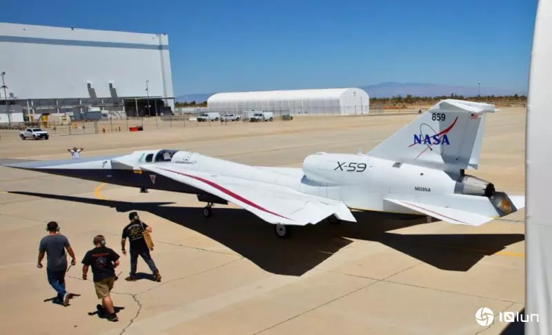 NASA静音超音速X-59成功首飞，为商用飞行铺路