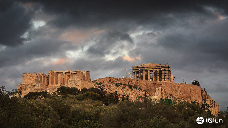 希腊评级升是浴火重生？学者抨击：“咖啡馆经济”是外强中干