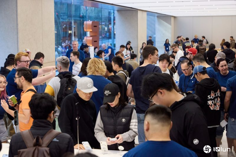 iPhone 17热卖！苹果将在2025年超车三星、重返全球手机王