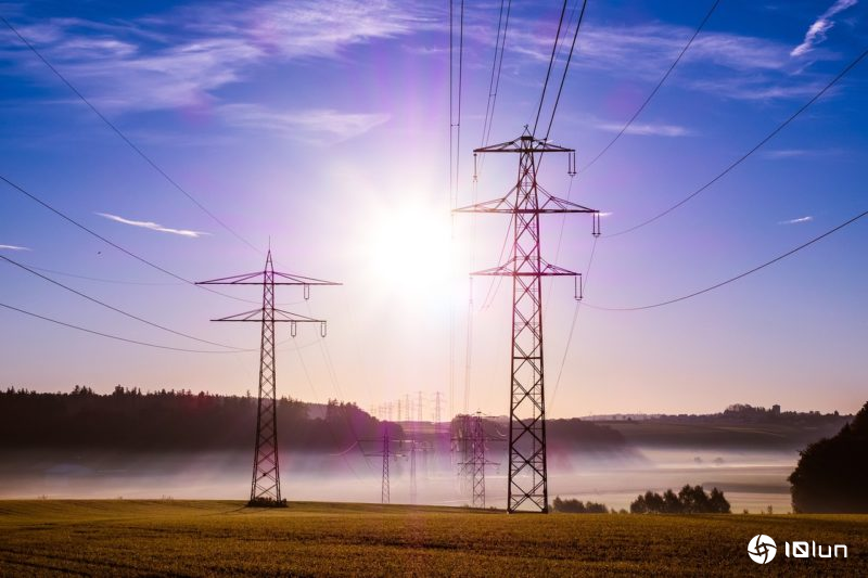 AI要一个国家的电才够跑？全球自然资源紧绷加骤