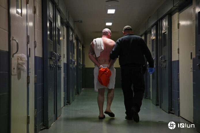 美国缅因州囚犯 远程工作学做工程师 年薪10万美元改过自新兼置业