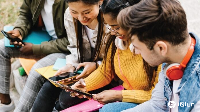 用社交媒体或要问过父母 欧洲议会通过决议 保护16岁以下青少年