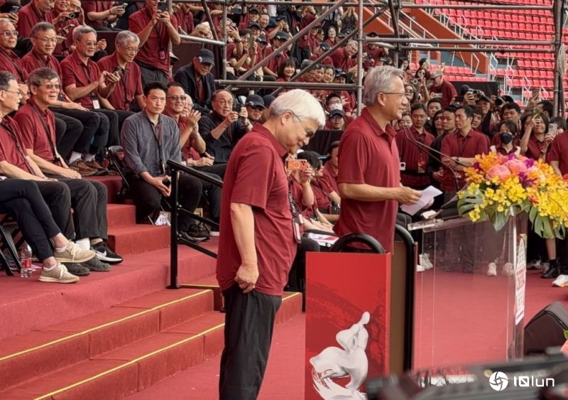 英伟达黄仁勋莅临台积电运动会，对员工大喊我也是你们的家人