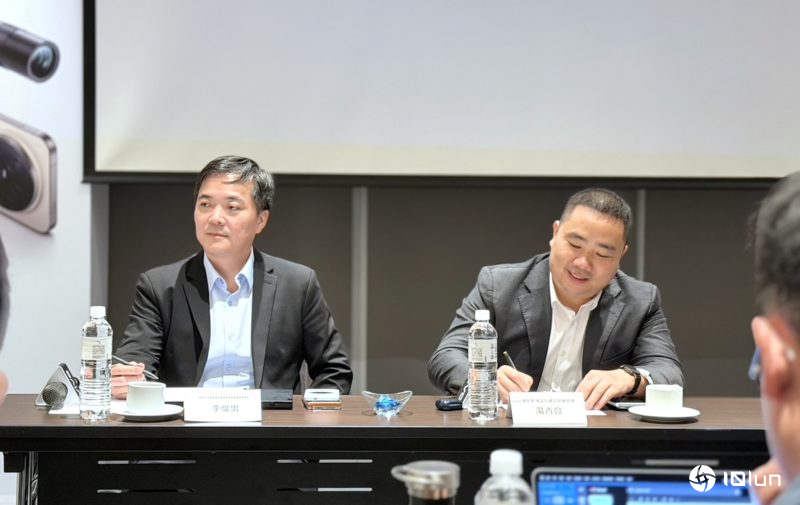 从以往拍照细节不佳、到X300系列旅拍人像王者，vivo怎么做到的？