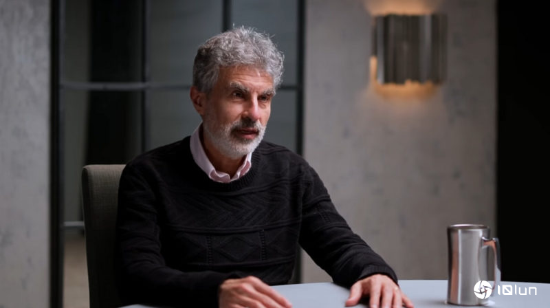 把想法说是别人的观点，为何AI建议反而更诚实？