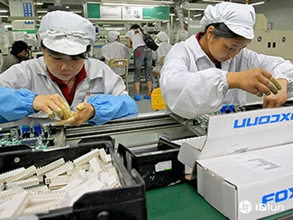 iPhone组装淡季不淡，大摩提前点名2026年初动能