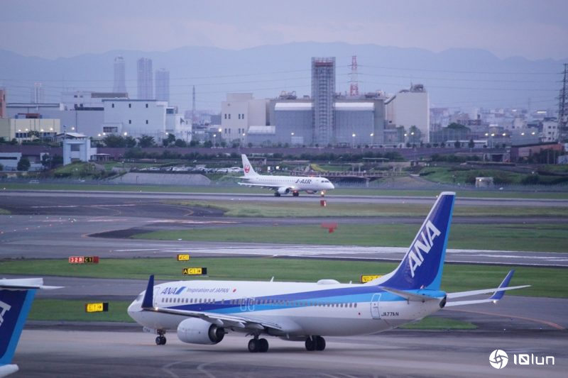 入境游客激增、地勤人员短缺，日本两大航空公司押注自动驾驶技术突围