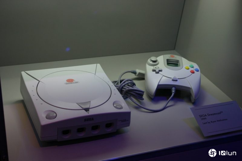 漂白这招没用，十年对照实验：未处理的旧主机外观反而保存更好