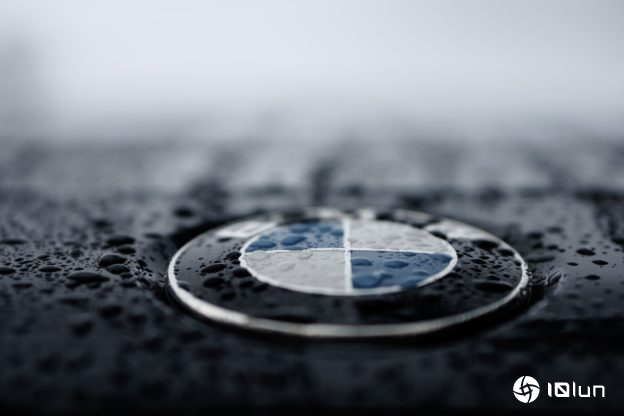 BMW专利螺丝加入品牌标志，需使用特别工具装拆，不利自行维修