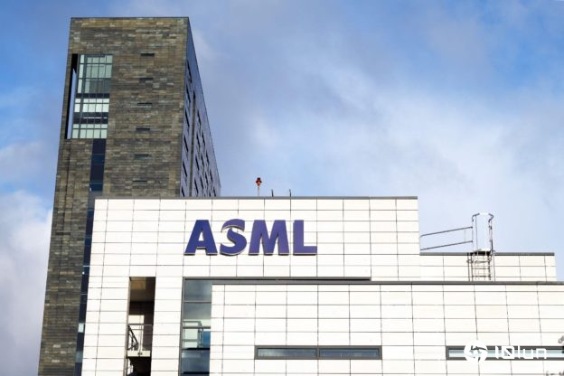 ASML再获唱多、内存厂设备需求旺 股价奔史高