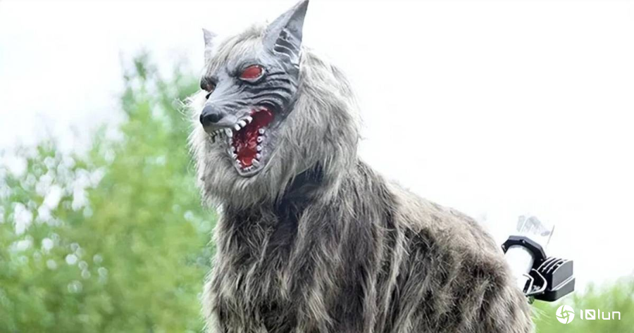日本“机器狼”红到国外！双眼冒红光、大吼90分贝，变身超猎奇“驱熊神器”