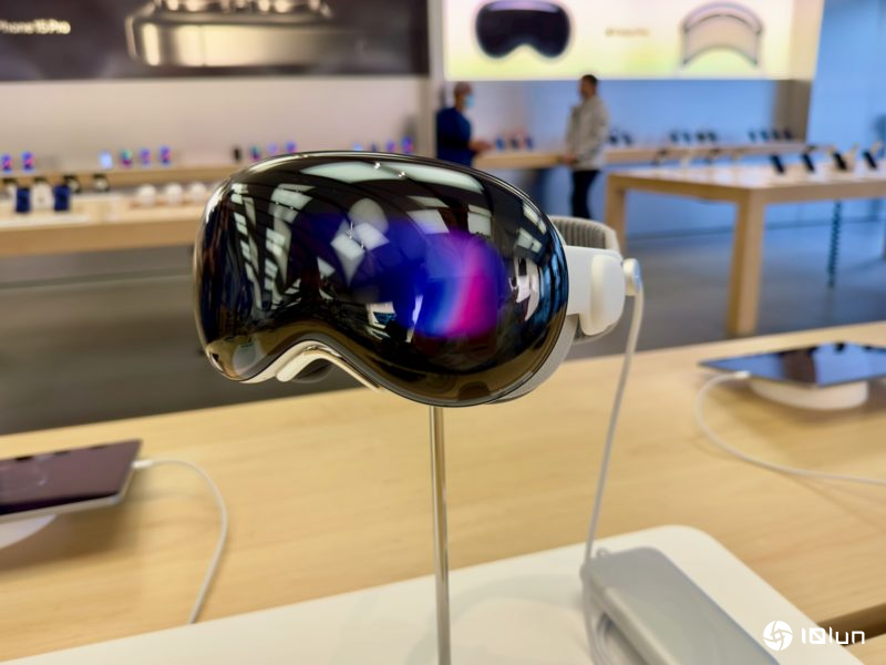 Vision Pro遇冷 传苹果减产、营销支出大砍95%